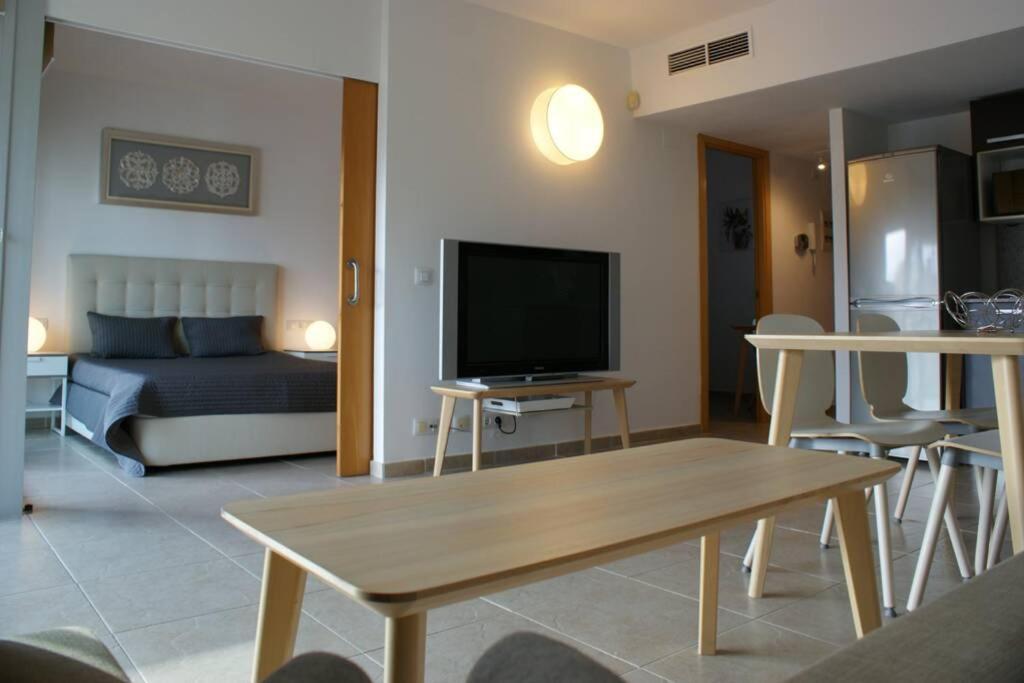 Apartamento En Roses Con Parking Y Piscina Apartment ภายนอก รูปภาพ